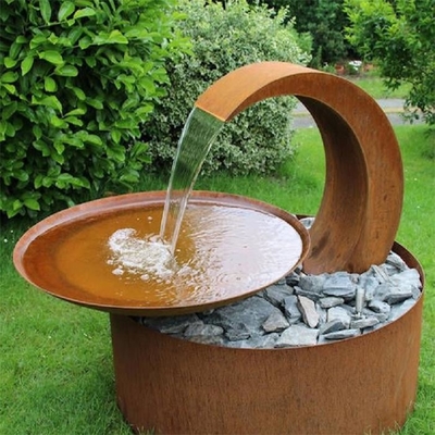 ویژگی منحصر به فرد طراحی ماه کوچک کورتن استیل آب برای منظره باغ